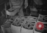 Standbild Yank Magazin Pacific Theater, 1945, aus Sekunde 27 historischem Filmmaterial Videoclip 65675076521