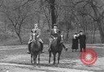 Standbild Anna Eleanor Roosevelt Washington DC USA, 1933, aus Sekunde 42 historischem Filmmaterial Videoclip 65675076530