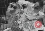 Immagine di Melvin Koontz Los Angeles California USA, 1933, secondo 21 filmato di repertorio 65675076531