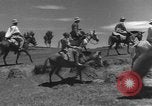 Immagine di Fuga degli stranieri Ad Addis Abeba in Etiopia, 1935, secondo 8 filmato di repertorio 65675076534