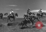 Immagine di Fuga degli stranieri Ad Addis Abeba in Etiopia, 1935, secondo 9 filmato di repertorio 65675076534