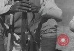 Immagine di Fuga degli stranieri Ad Addis Abeba in Etiopia, 1935, secondo 48 filmato di repertorio 65675076534