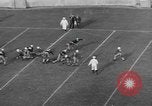Immagine di Partita di calcio New Haven Connecticut USA, 1935, secondo 49 filmato di repertorio 65675076537