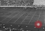 Image match de football Berkeley California USA, 1935, de la seconde 7 séquences d'archives historiques vidéo 65675076539