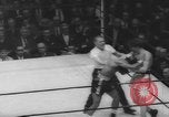 Immagine di Golden torneo di guanti New York United States USA, 1960, secondo 18 filmato di repertorio 65675076544