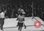 Immagine di Golden torneo di guanti New York United States USA, 1960, secondo 21 filmato di repertorio 65675076544