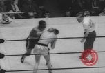 Immagine di Golden torneo di guanti New York United States USA, 1960, secondo 27 filmato di repertorio 65675076544