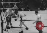Immagine di Golden torneo di guanti New York United States USA, 1960, secondo 29 filmato di repertorio 65675076544
