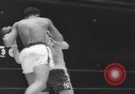 Immagine di Golden torneo di guanti New York United States USA, 1960, secondo 49 filmato di repertorio 65675076544
