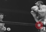 Immagine di Golden torneo di guanti New York United States USA, 1960, secondo 52 filmato di repertorio 65675076544