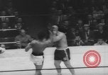 Immagine di Golden torneo di guanti New York United States USA, 1960, secondo 57 filmato di repertorio 65675076544