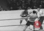 Immagine di Golden torneo di guanti New York United States USA, 1960, secondo 61 filmato di repertorio 65675076544