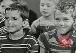 Standbild TV-Branche United States USA, 1950, aus Sekunde 21 historischem Filmmaterial Videoclip 65675076547
