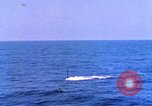 Standbild United States Navy Manöver Mittelmeer, 1966, aus Sekunde 60 historischem Filmmaterial Videoclip 65675076555