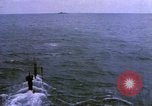 Standbild Live Fire Torpedo test Pazifik, 1966, aus Sekunde 51 historischem Filmmaterial Videoclip 65675076556