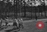 Standbild Frauen Marines Erholung in Camp Lejeune in Zweiten Weltkrieg North Carolina United States USA, 1944, aus Sekunde 12 historischem Filmmaterial Videoclip 65675076576