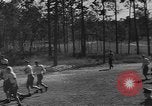 Standbild Frauen Marines Erholung in Camp Lejeune in Zweiten Weltkrieg North Carolina United States USA, 1944, aus Sekunde 13 historischem Filmmaterial Videoclip 65675076576