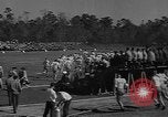 Standbild Frauen Marines Erholung in Camp Lejeune in Zweiten Weltkrieg North Carolina United States USA, 1944, aus Sekunde 15 historischem Filmmaterial Videoclip 65675076576