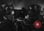 Standbild Frauen Marines Erholung in Camp Lejeune in Zweiten Weltkrieg North Carolina United States USA, 1944, aus Sekunde 36 historischem Filmmaterial Videoclip 65675076576