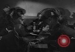 Standbild Frauen Marines Erholung in Camp Lejeune in Zweiten Weltkrieg North Carolina United States USA, 1944, aus Sekunde 42 historischem Filmmaterial Videoclip 65675076576