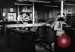 Immagine di Marine Corps womens riserva nella seconda guerra mondiale United States USA, 1944, secondo 4 filmato di repertorio 65675076579