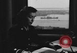 Immagine di Stati Uniti Guardia costiera donne della Riserva Oceano Pacifico, 1943, secondo 7 filmato di repertorio 65675076581
