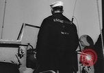 Immagine di Stati Uniti Guardia costiera donne della Riserva Oceano Pacifico, 1943, secondo 12 filmato di repertorio 65675076581