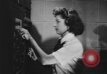 Immagine di Stati Uniti Guardia costiera donne della Riserva Oceano Pacifico, 1943, secondo 27 filmato di repertorio 65675076581