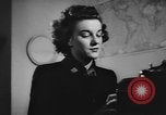 Immagine di Stati Uniti Guardia costiera donne della Riserva Oceano Pacifico, 1943, secondo 38 filmato di repertorio 65675076581