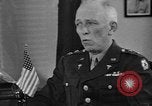 Immagine di Donna Esercito unità mediche United States USA, 1944, secondo 11 filmato di repertorio 65675076584