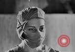 Immagine di Donna Esercito unità mediche United States USA, 1944, secondo 39 filmato di repertorio 65675076584