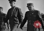 Standbild USA Offiziere China, 1944, aus Sekunde 12 historischem Filmmaterial Videoclip 65675076585