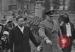 Standbild USA Offiziere China, 1944, aus Sekunde 26 historischem Filmmaterial Videoclip 65675076585