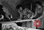 Image triplés Weymouth Massachusetts USA, 1944, de la seconde 17 séquences d'archives historiques vidéo 65675076587