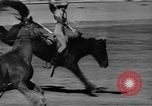 Standbild Rodeo Sydney Australien, 1944, aus Sekunde 21 historischem Filmmaterial Videoclip 65675076593