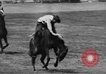 Standbild Rodeo Sydney Australien, 1944, aus Sekunde 56 historischem Filmmaterial Videoclip 65675076593