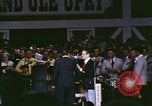 Standbild Grand Ole Opry Nashville Tennessee USA, 1974, aus Sekunde 14 historischem Filmmaterial Videoclip 65675076602