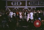 Immagine di Il Grand Ole Opry Nashville Tennessee USA, 1974, secondo 28 filmato di repertorio 65675076603