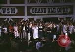 Immagine di Il Grand Ole Opry Nashville Tennessee USA, 1974, secondo 42 filmato di repertorio 65675076603