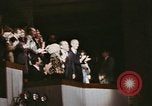 Standbild Grand Ole Opry Nashville Tennessee USA, 1974, aus Sekunde 32 historischem Filmmaterial Videoclip 65675076604