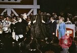 Standbild Grand Ole Opry House Nashville Tennessee USA, 1974, aus Sekunde 28 historischem Filmmaterial Videoclip 65675076606