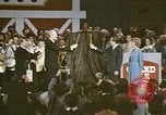 Standbild Grand Ole Opry House Nashville Tennessee USA, 1974, aus Sekunde 29 historischem Filmmaterial Videoclip 65675076606