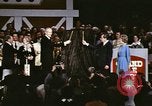Standbild Grand Ole Opry House Nashville Tennessee USA, 1974, aus Sekunde 30 historischem Filmmaterial Videoclip 65675076606
