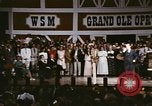 Standbild Grand Ole Opry House Nashville Tennessee USA, 1974, aus Sekunde 14 historischem Filmmaterial Videoclip 65675076607