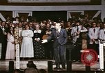 Standbild Grand Ole Opry House Nashville Tennessee USA, 1974, aus Sekunde 26 historischem Filmmaterial Videoclip 65675076607