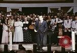 Standbild Grand Ole Opry House Nashville Tennessee USA, 1974, aus Sekunde 32 historischem Filmmaterial Videoclip 65675076607