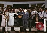 Standbild Grand Ole Opry House Nashville Tennessee USA, 1974, aus Sekunde 36 historischem Filmmaterial Videoclip 65675076607