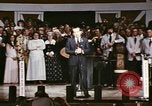 Standbild Grand Ole Opry House Nashville Tennessee USA, 1974, aus Sekunde 40 historischem Filmmaterial Videoclip 65675076607