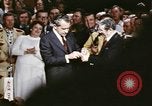 Standbild Grand Ole Opry House Nashville Tennessee USA, 1974, aus Sekunde 23 historischem Filmmaterial Videoclip 65675076608