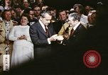Standbild Grand Ole Opry House Nashville Tennessee USA, 1974, aus Sekunde 26 historischem Filmmaterial Videoclip 65675076608